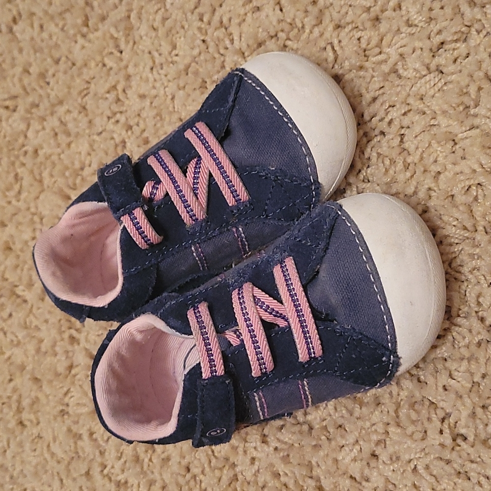Toddler Girl StrideRites, Size 5